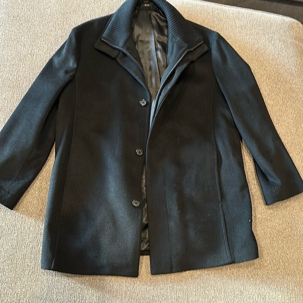 Men’s peacoat